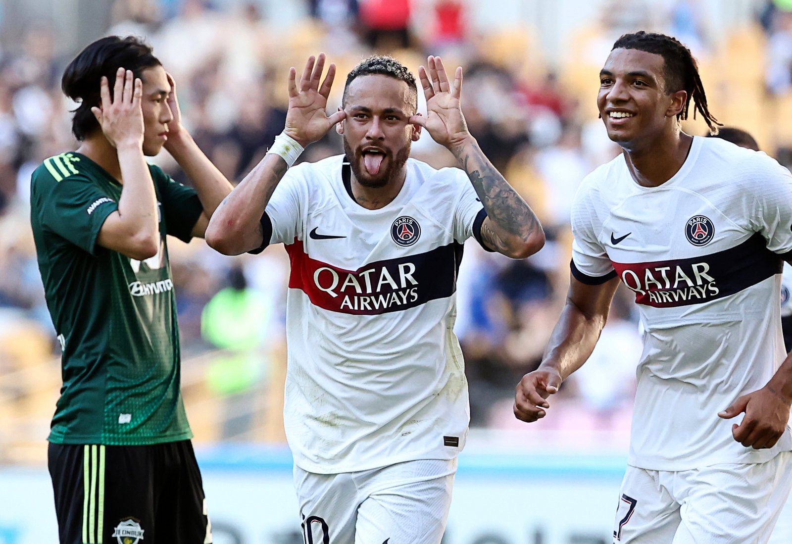 Neymar celebra un gol con el PSG